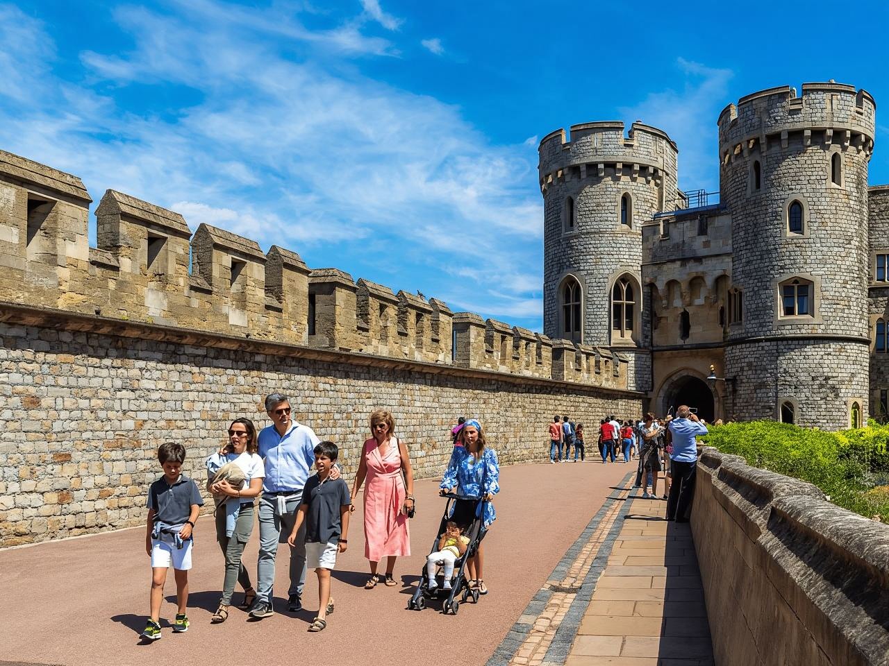 From London: Windsor Castle Half-Day Tour with Entry Ticket