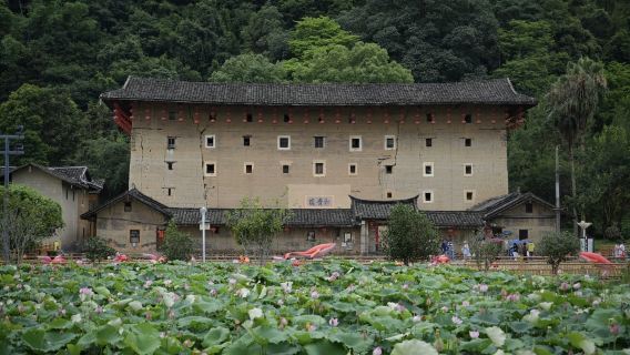 tour 1 ngày Nam Tĩnh Vân Thủy Dao + Hòa Quý Lâu + Hoài Viễn Lâu, vui chơi thuần túy + hướng dẫn viên đa ngôn ngữ + đón rước miễn phí