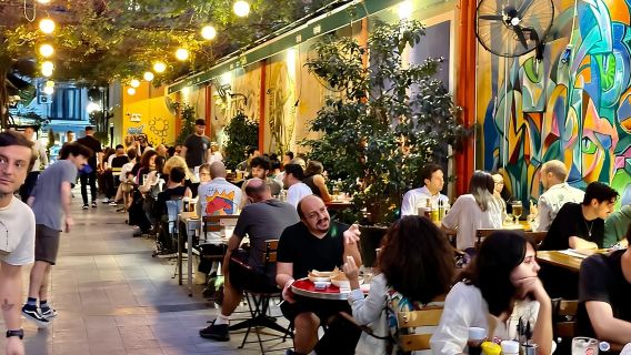 Recorrido culinario por Estambul: lugares de interés locales y comida callejera gourmet