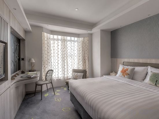 Stanford Hillview Hotel Room Type - Oak