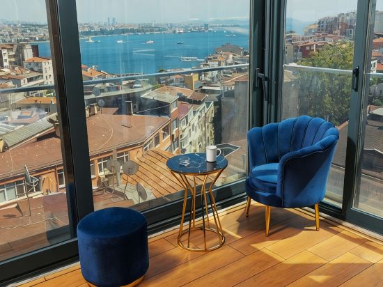 Trip Bosphorus Taksim Hotel - Tap to explore photos