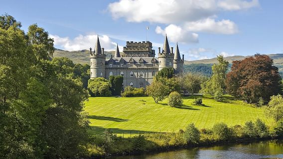 Castles, West Highlands and Loch Lomond with Doune Castle Entry from Edinburgh