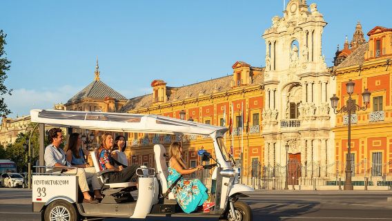 Welcome Tour to Seville in Private Eco Tuk Tuk