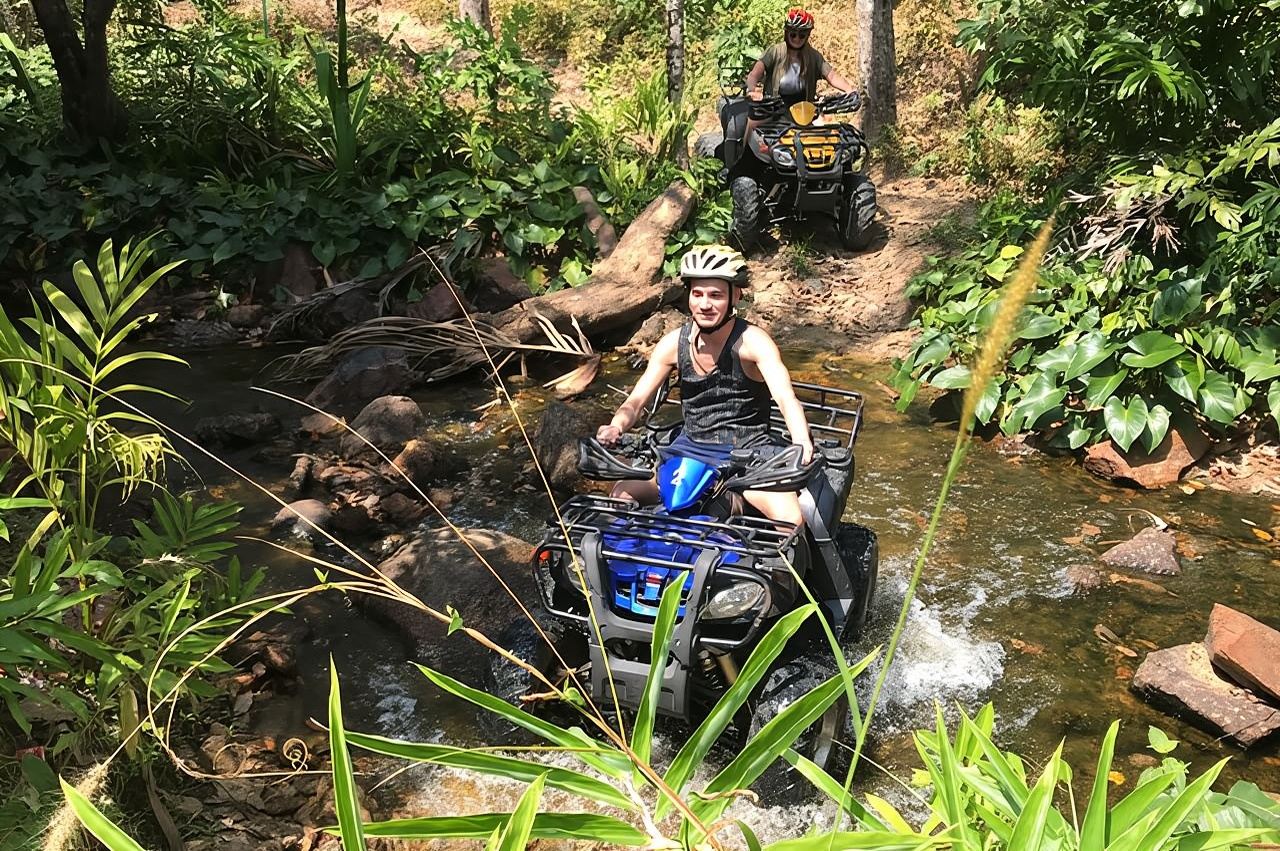 ATV-Abenteuer: Khao Laks bestes Offroad-Erlebnis