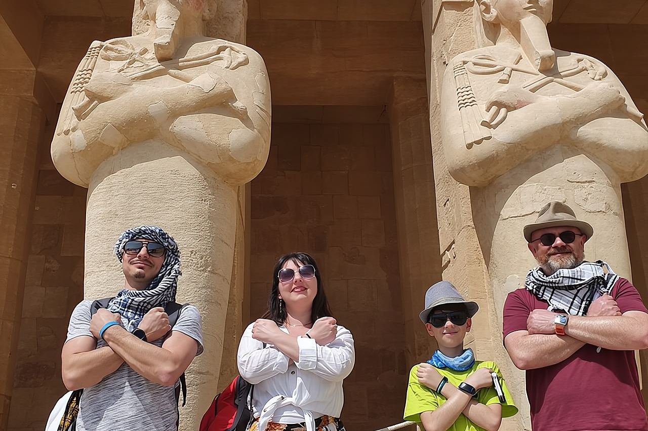 Full-Day tour to Valley of the Kings, Hatshepsut Temple and Memnon