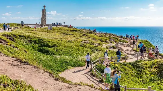 ทัวร์กลุ่มเล็กซินตราและกาสไกส์ในรถตู้พร้อมตั๋ว