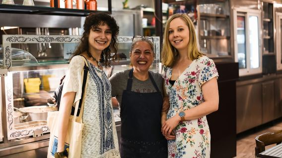 เอเธนส์: ทัวร์เดินชิมอาหารสุดอลังการพร้อมชิม 15 รายการ