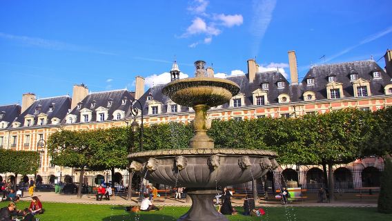Tour privato a piedi di 2 ore nel quartiere Marais di Parigi
