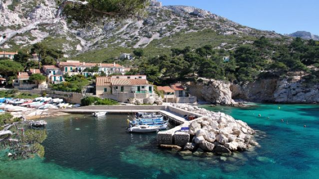 Selatan Perancis Marseille|lawatan sehari ke Bandar Lama Loukuang + Villa Valmer + Fjord