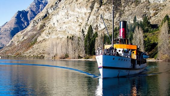 TSS Enslow Steamboat BBQ Food 2196 a Queenstown, Nuova Zelanda