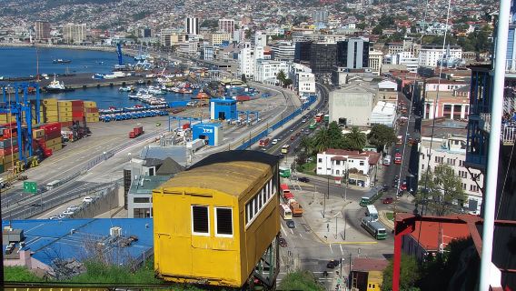 Santiago: Full day tour to Valparaiso and Viña del Mar city