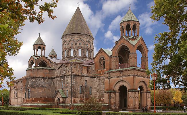 Yerevan Departure: Half-day Tour to Echmiadzin Monastery in Armenia