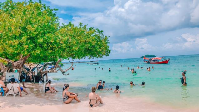 Dagtocht naar vijf Premium-eilanden in Cartagena Province