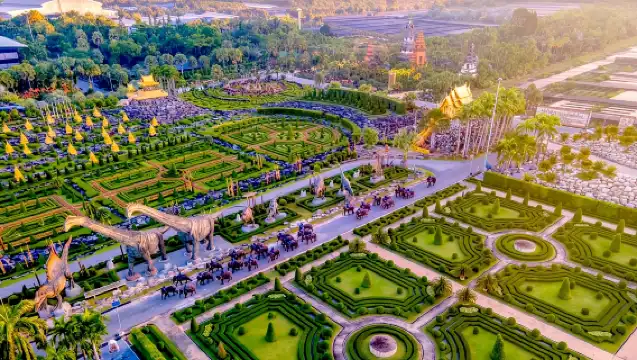 泰國芭堤雅東芭樂園【表演遊覽園區巴士騎大象|多種套餐可選】