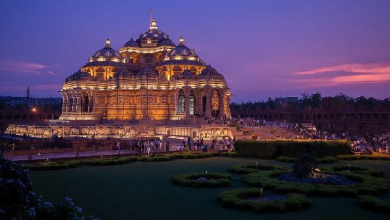 Delhi: Akshardham Temple Tour and Musical Fountain Show
