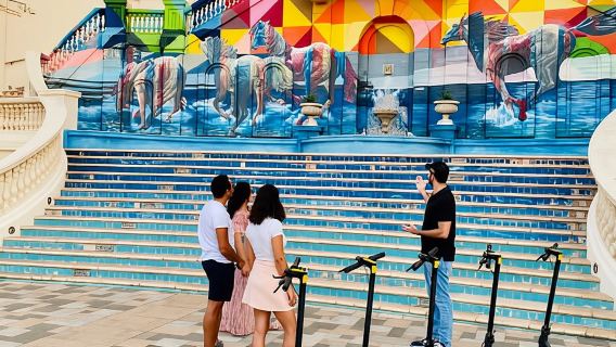 Dubaï : visite guidée en scooter électrique de la marina, de JBR et de Bluewaters