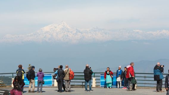Kathmandu: Halve dagtour naar Chandragiri Hills met kabelbaan en bergzicht