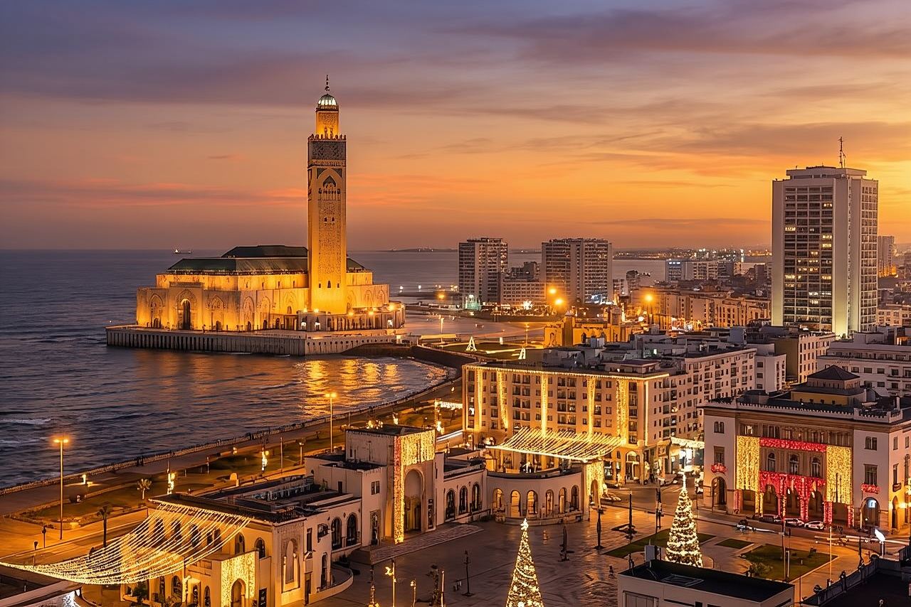 Casablanca City Night Tour and Traditional Moroccan Dinner