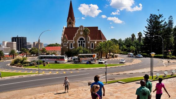 Tour Văn Hóa Nửa Ngày Thành Phố Windhoek và Khu Dân Cư