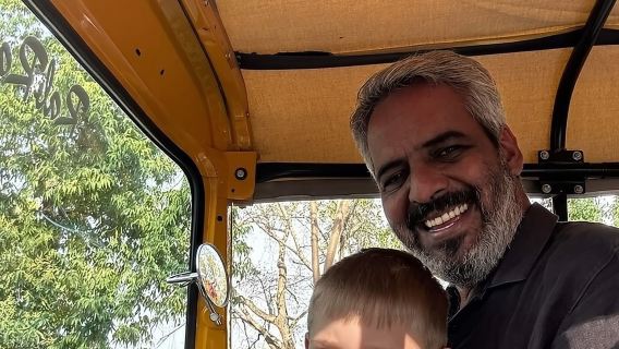 Udaipur sightseeing by tuk tuk or car 