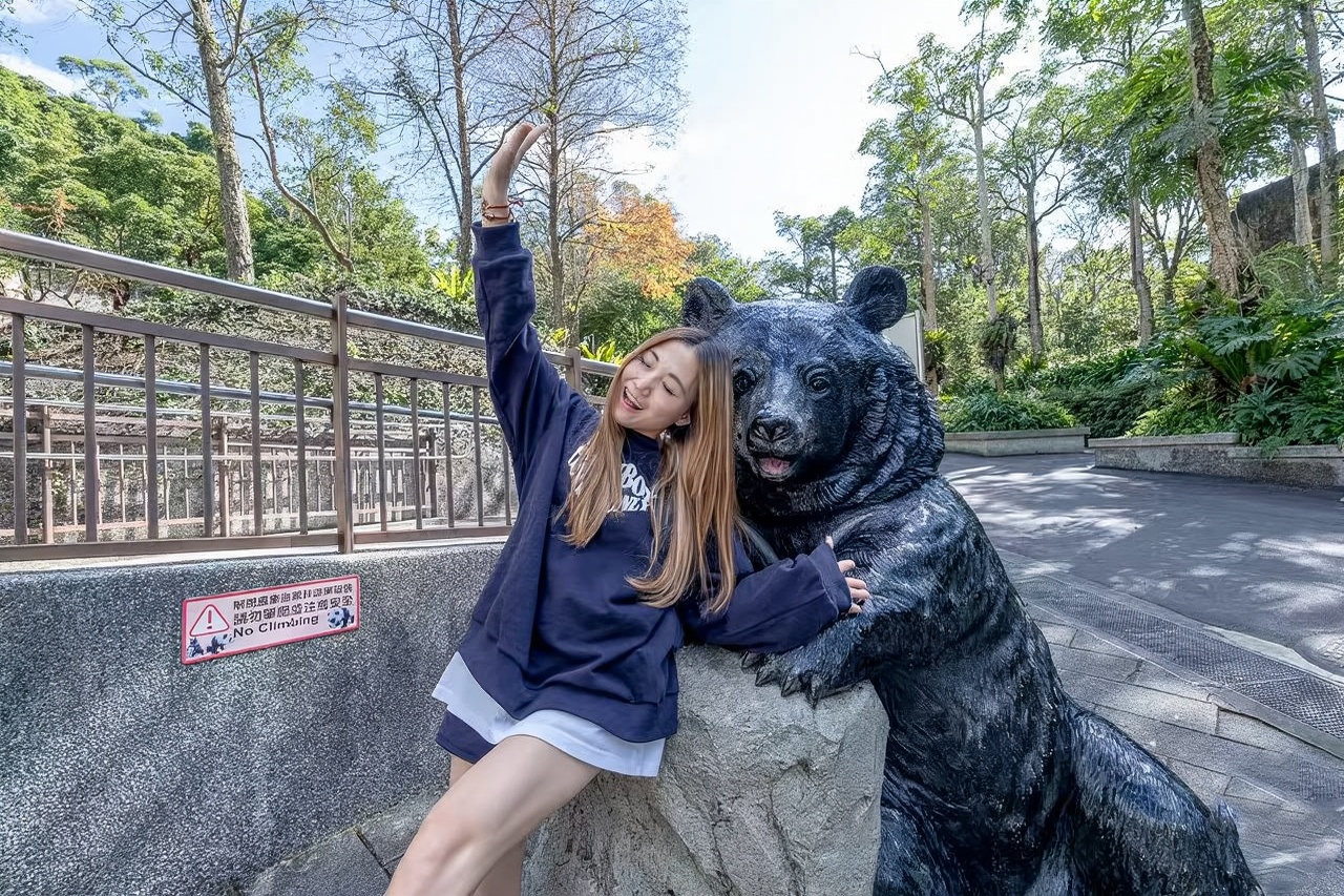 ทริปสามหนุ่มอัจฉริยะและไร้เดียงสา: ทัวร์วันเดียว/ทัวร์หลายวัน กระเช้าลอยฟ้า Maokong + สวนสัตว์ไทเป +