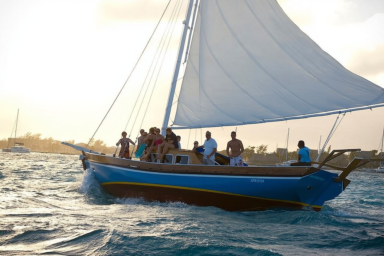 Ambergris Caye Sonnenuntergangs-Segeltour auf dem 40-Fuß-Segelboot Sirena Azul