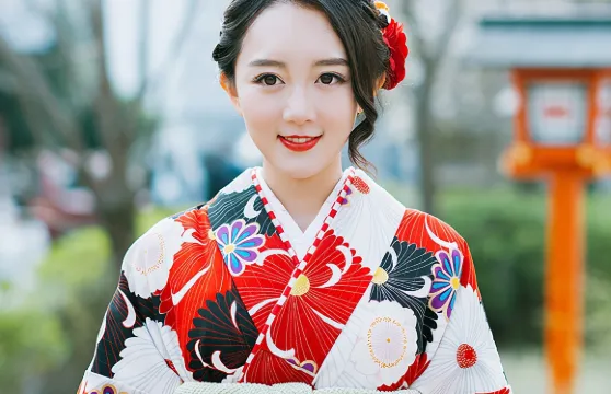 日本東京first和服體驗跟拍淺草寺和服預約攝影旅拍中文服務多套裝可選