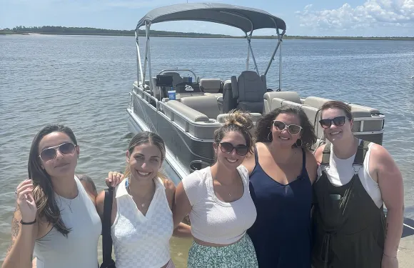 私人福利海灘觀賞海豚及拾貝之旅