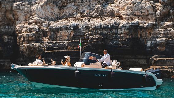 Polignano a Mare: Private Bootstour mit Champagner – 2 Stunden