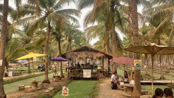 ไทย เชียงใหม่ ทัวร์ครึ่งวันตลาดผลไม้และสวนมะพร้าว