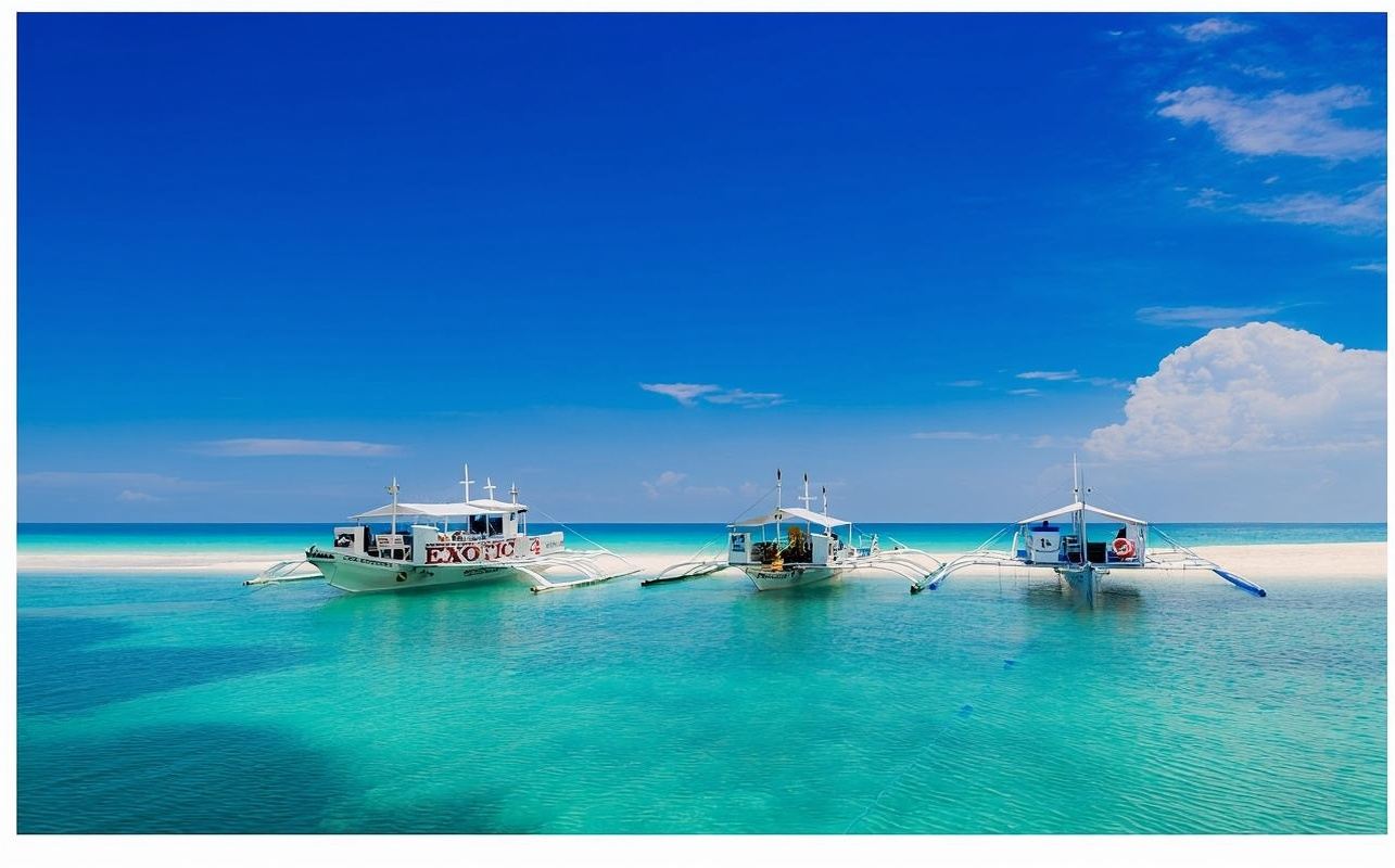 Manila, Philippines + Batangas Pier one-way/round-trip with English/Chinese speaking driver options