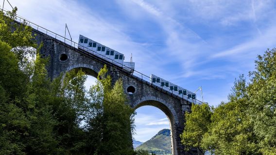 Biarritz: Visit to the Sanctuary of Lourdes in small group