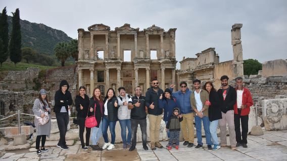 Kusadasi or Selcuk: Full-Day Ephesus Tour with Lunch