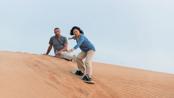 Petualangan Safari Gurun Doha: Menjelajahi Gurun Pasir & Naik Unta