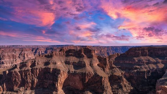 Grand Canyon West Bus Tour with Hoover Dam and Optional Skywalk