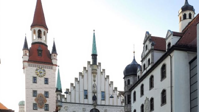 德國慕尼黑王宮+瑪利亞廣場+寶馬博物館+英國花園【包車優選】