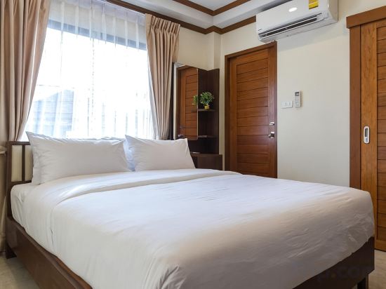 Suthep Home & Hostel Room Type - Superior Room with Window