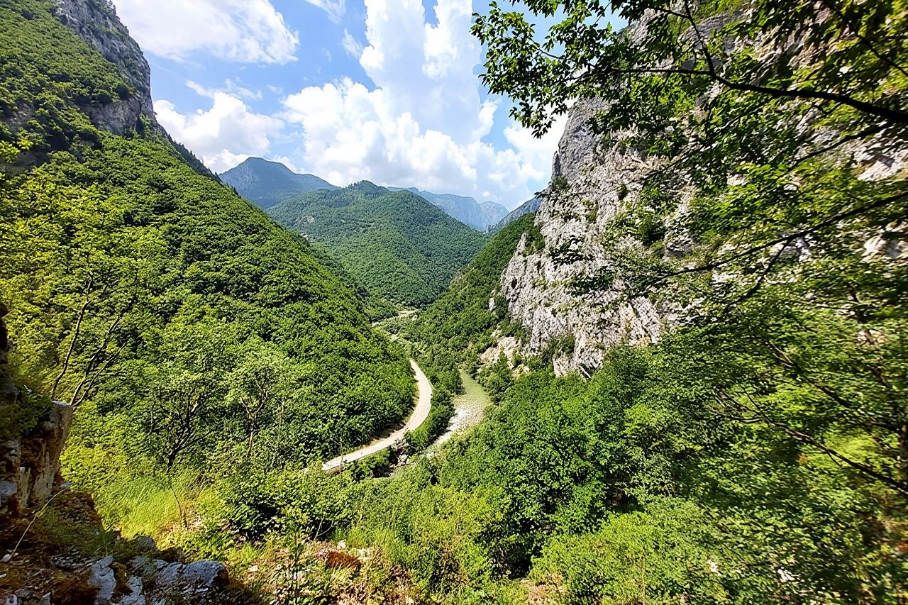 Peja Tour, Rugova Gorge and Drini waterfalls (combined)