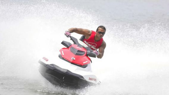 Jet Skiing in Trincomalee