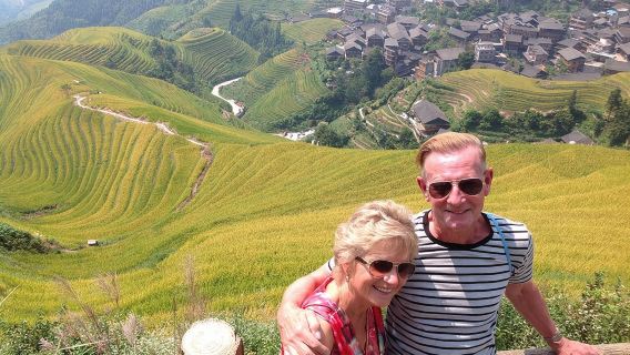 Excursión privada de 1 día a las terrazas de arroz de Longji y a pueblos de minorías étnicas