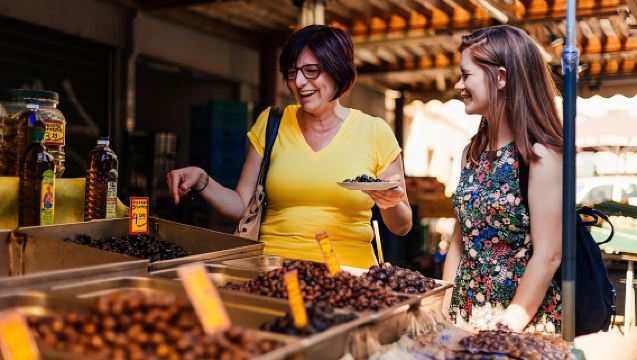 Private Food Tour of Athens: 6 or 10 Tastings