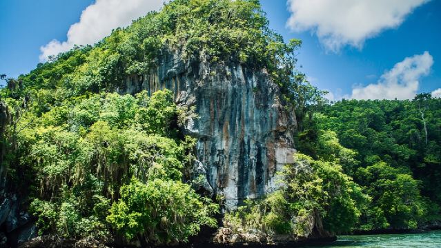 Aventura 3 en 1 en Punta Cana: Parque Los Haitises, Cascada y Montaña