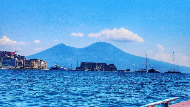 Argo Nautical Excursions - Visite du golfe de Naples avec plongée avec tuba