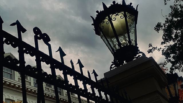 Историческая пешеходная экскурсия по Денверу с захватывающим дух оттенком