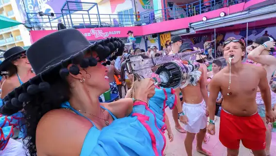 Premium Beach Party Coco Bongo