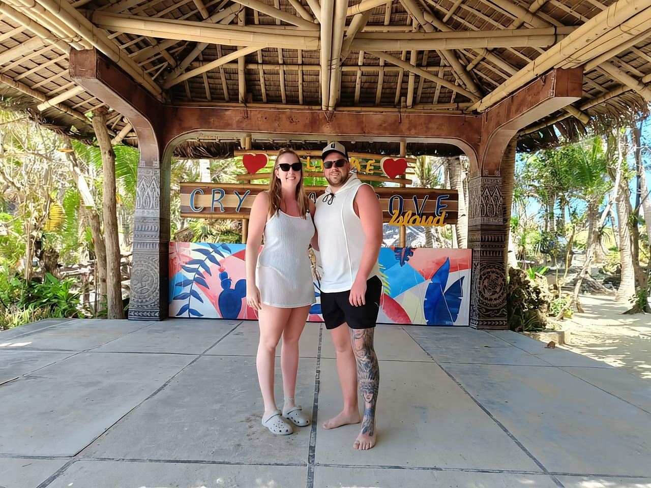 Boracay: Island Hopping with Snorkeling and Crystal Cove