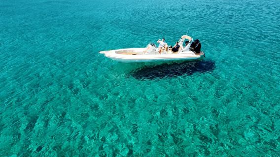 Atenas: crucero privado diario y esnórquel en Petalioi Marmari