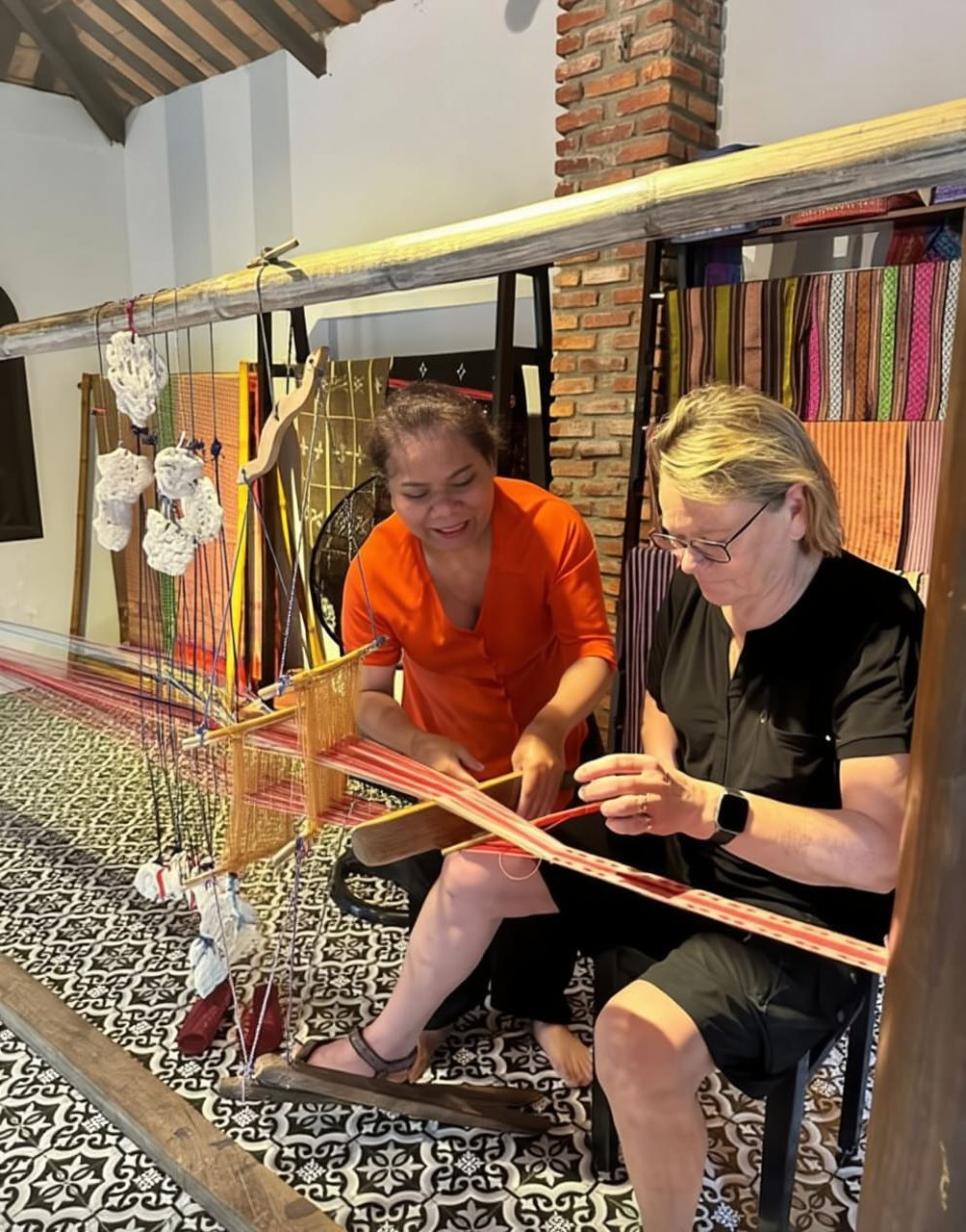 Experience Traditional Silk Process in Hoi AN Silk Village