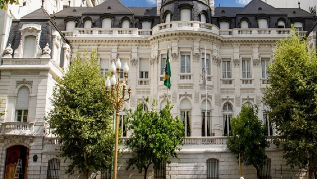 Historic Tour with VLT Ride