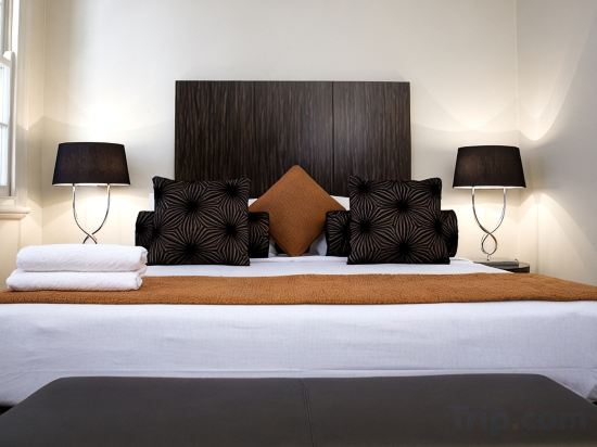 Hotel Diplomat Sydney Room Type - Diplomat Superior King With WIFI